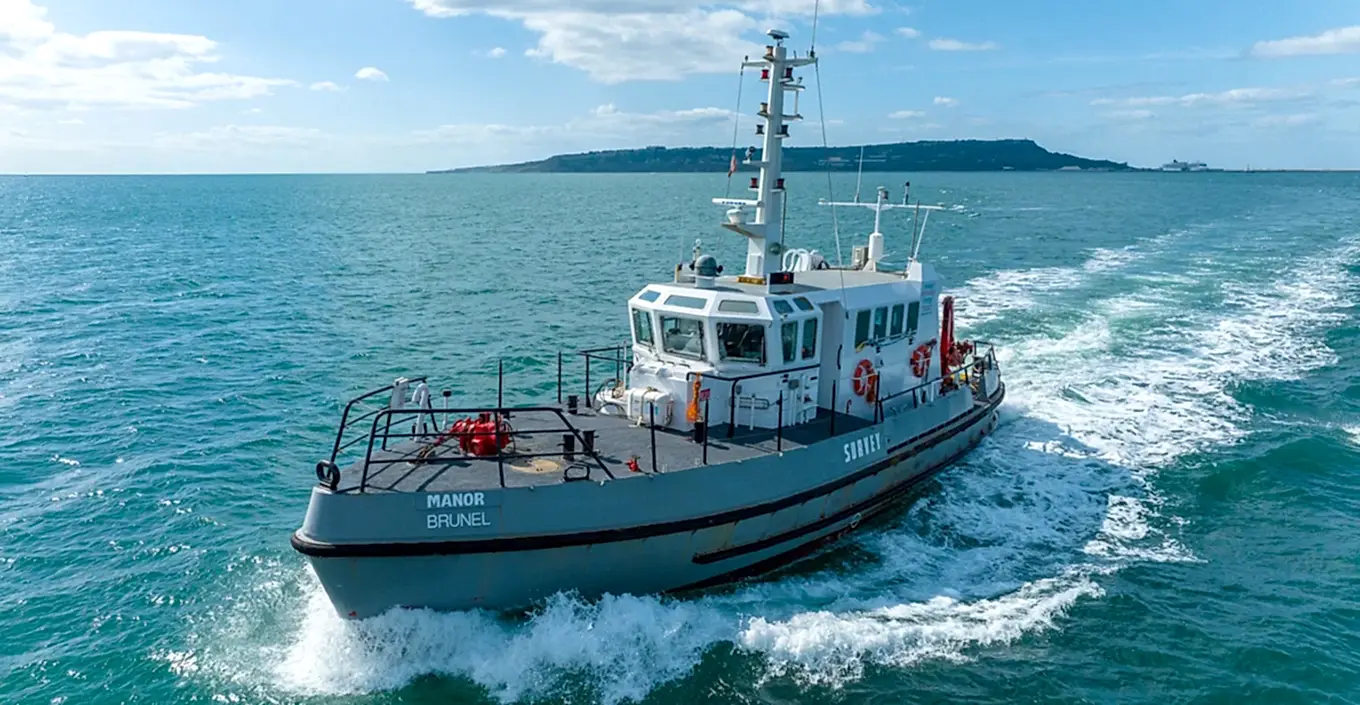 manor-brunel-survey-vessel-1360x705